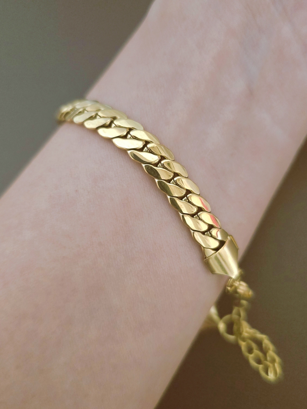 🆕️18K Gold -plated Cuban Link Bracelet - Women's Jewelry Classic Aesthetic B005
